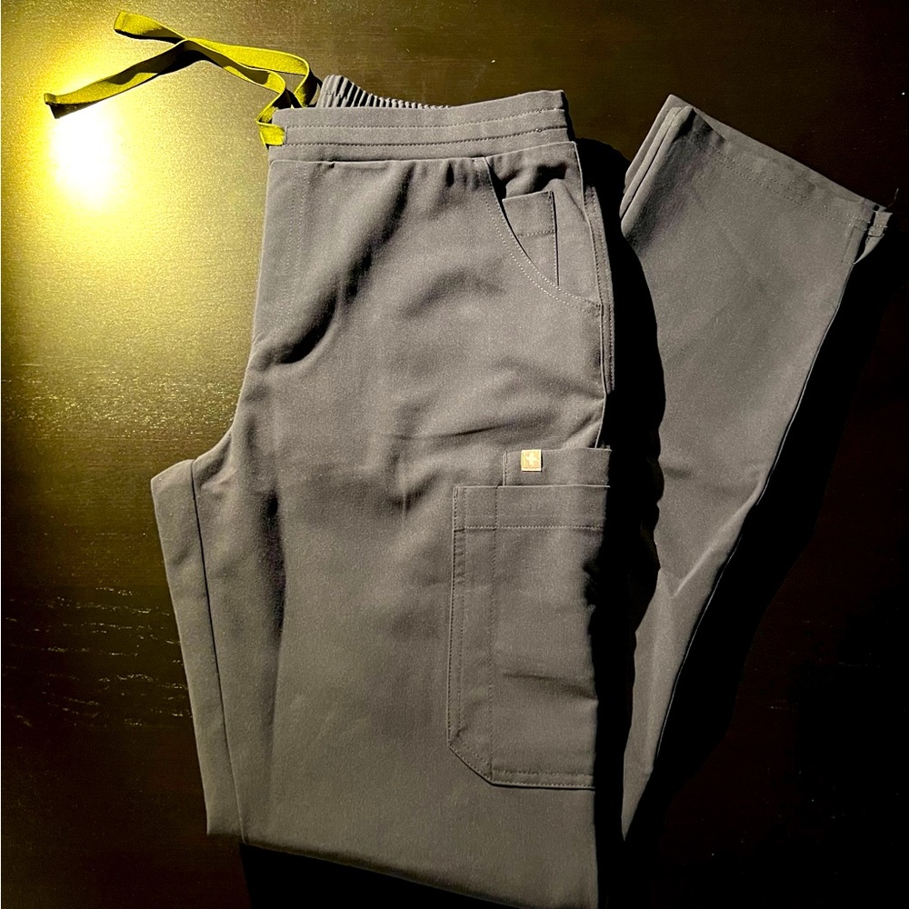 FIGS Yola - Tall Skinny Scrub Pants - S - Tall / Quiet Navy